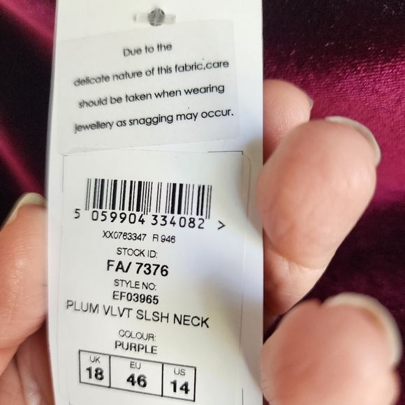 Lipsy London Plum Velvet Dress with a slouchy neck and Dolmam Sleeves sz 14 NWT - Picture 5 of 10